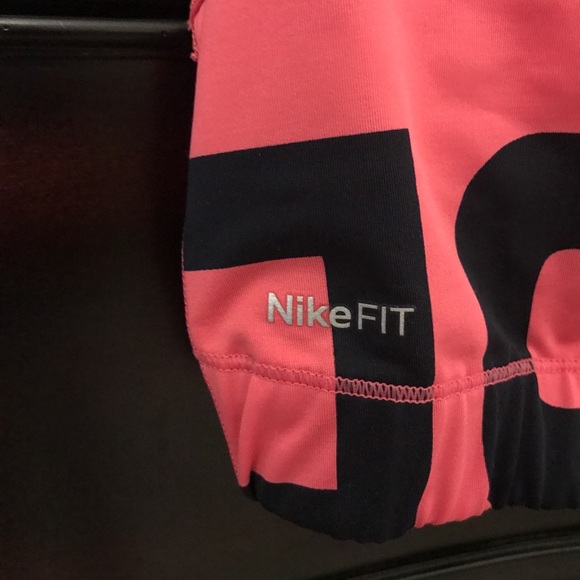 NikeFit Dry Women’s Racer Back Sports Bra, Size M - Picture 4 of 8